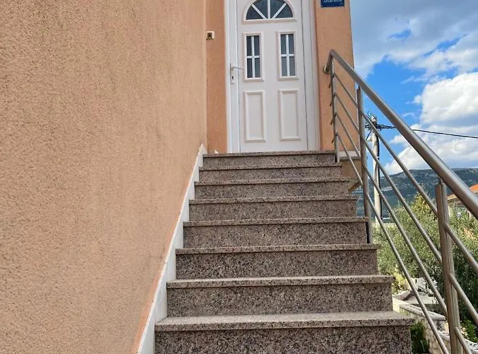 Lejlighed Haus Grace *